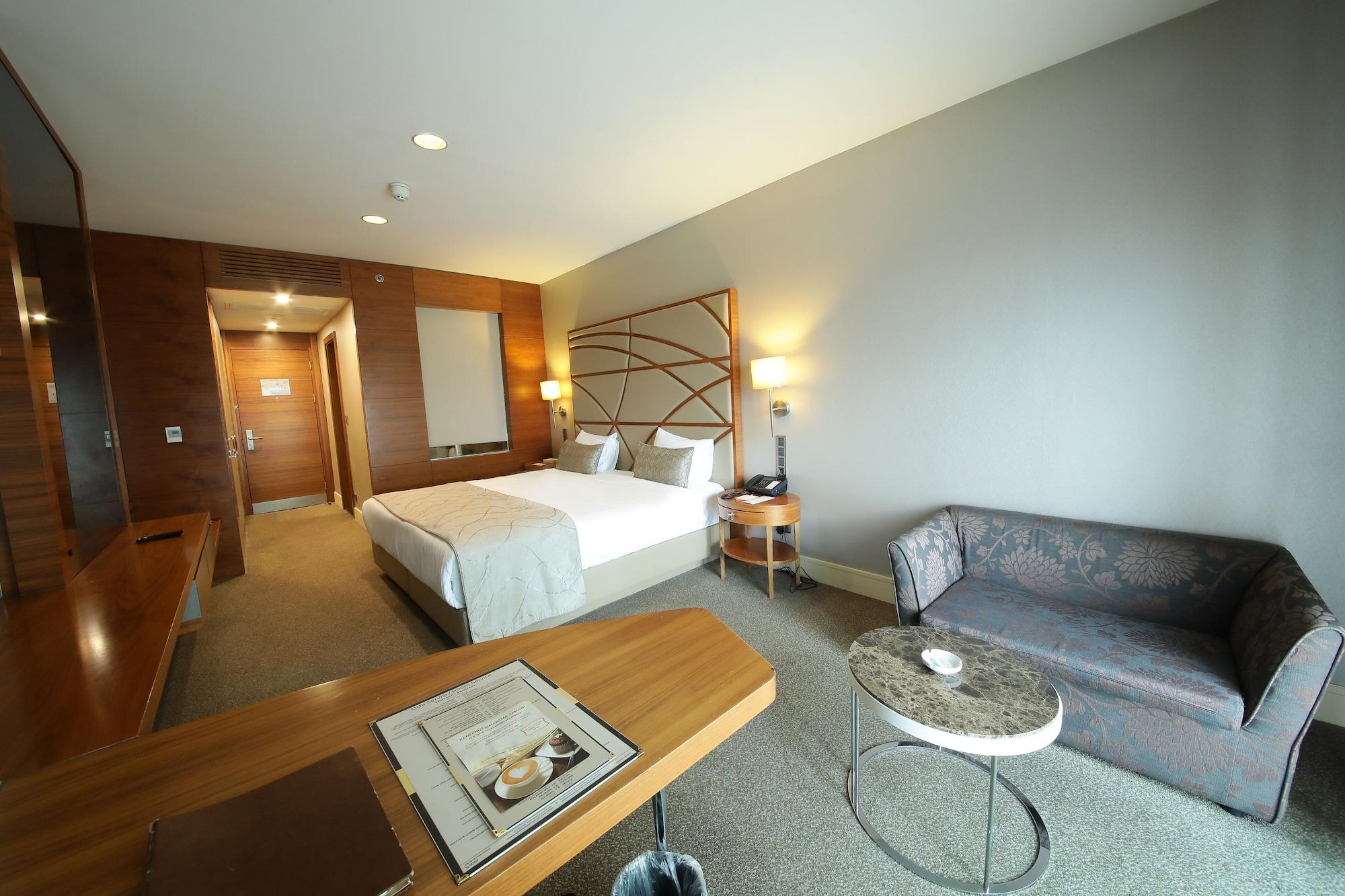 Cevahir Hotel Istanbul Asia Luaran gambar A room at the hotel