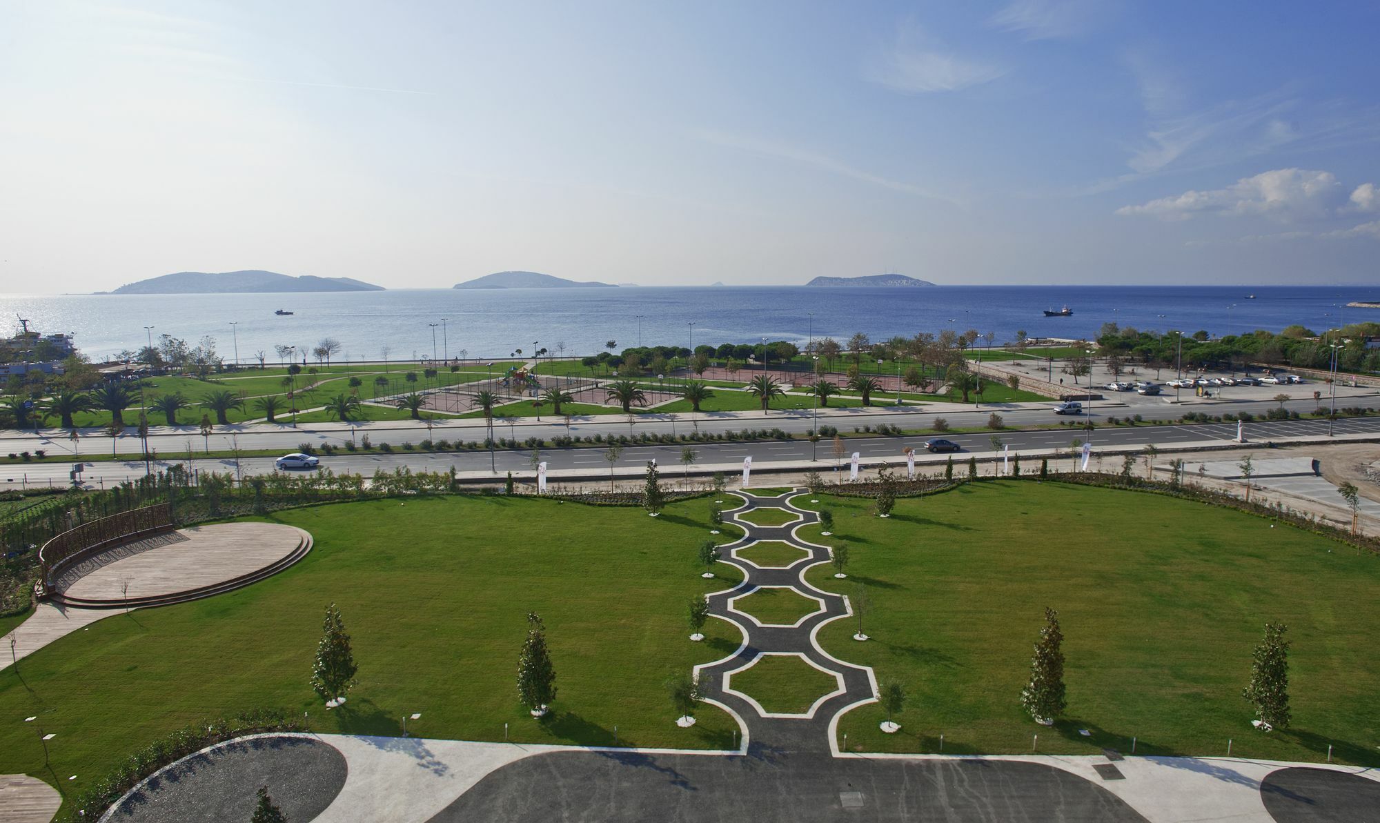 Cevahir Hotel Istanbul Asia Luaran gambar View of the campus