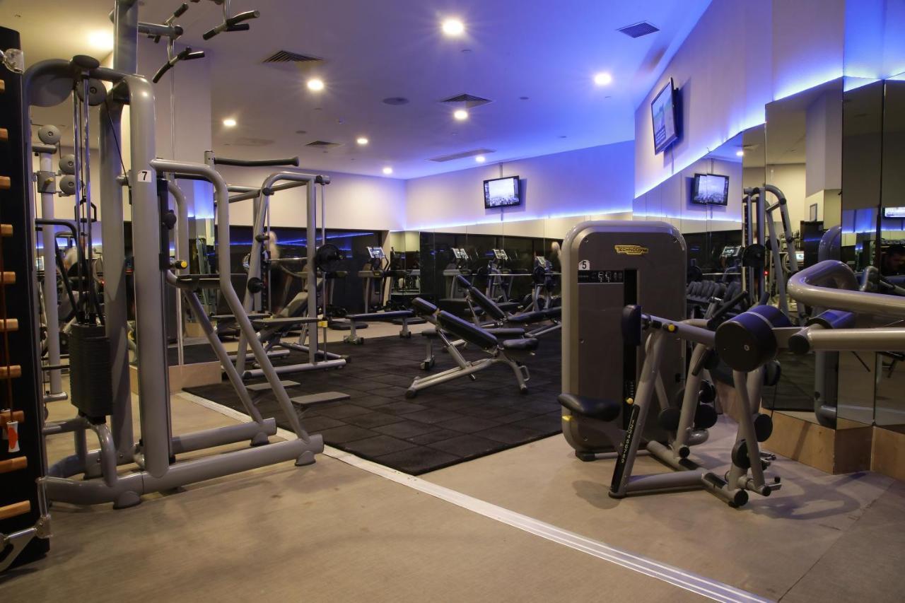 Cevahir Hotel Istanbul Asia Luaran gambar A gym in a hotel